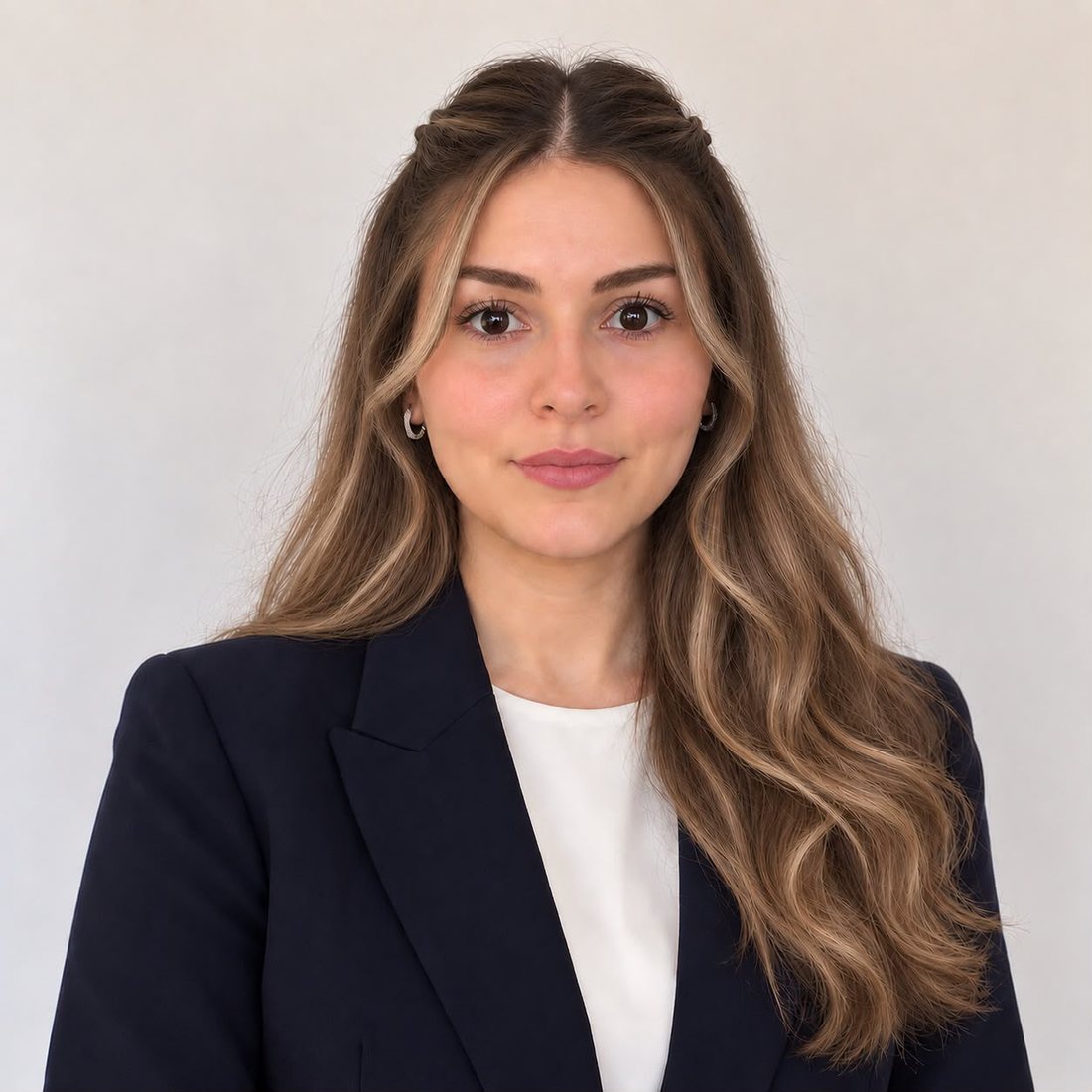 Büşra Öztürk